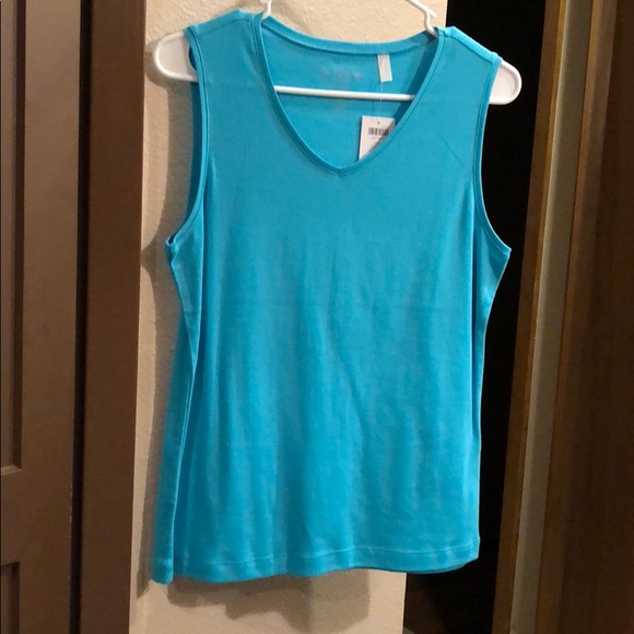 Chico’s Outlet Tank Size 1 - Picture 1 of 3